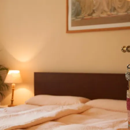 Konukevi Citypension Bonn